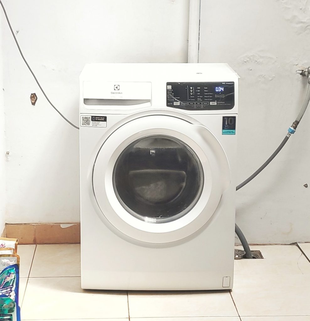 mesin cuci otomatis